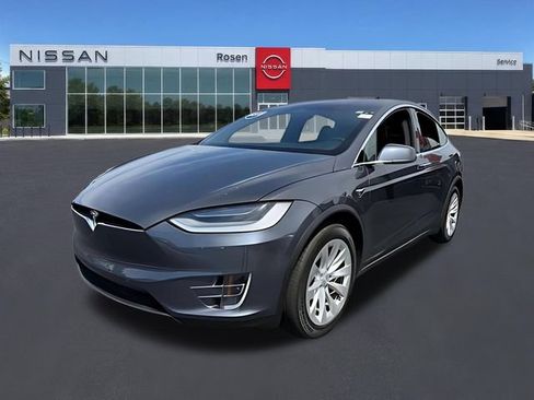 Used 2019 Tesla Model X Long Range AWD/4WD image 6