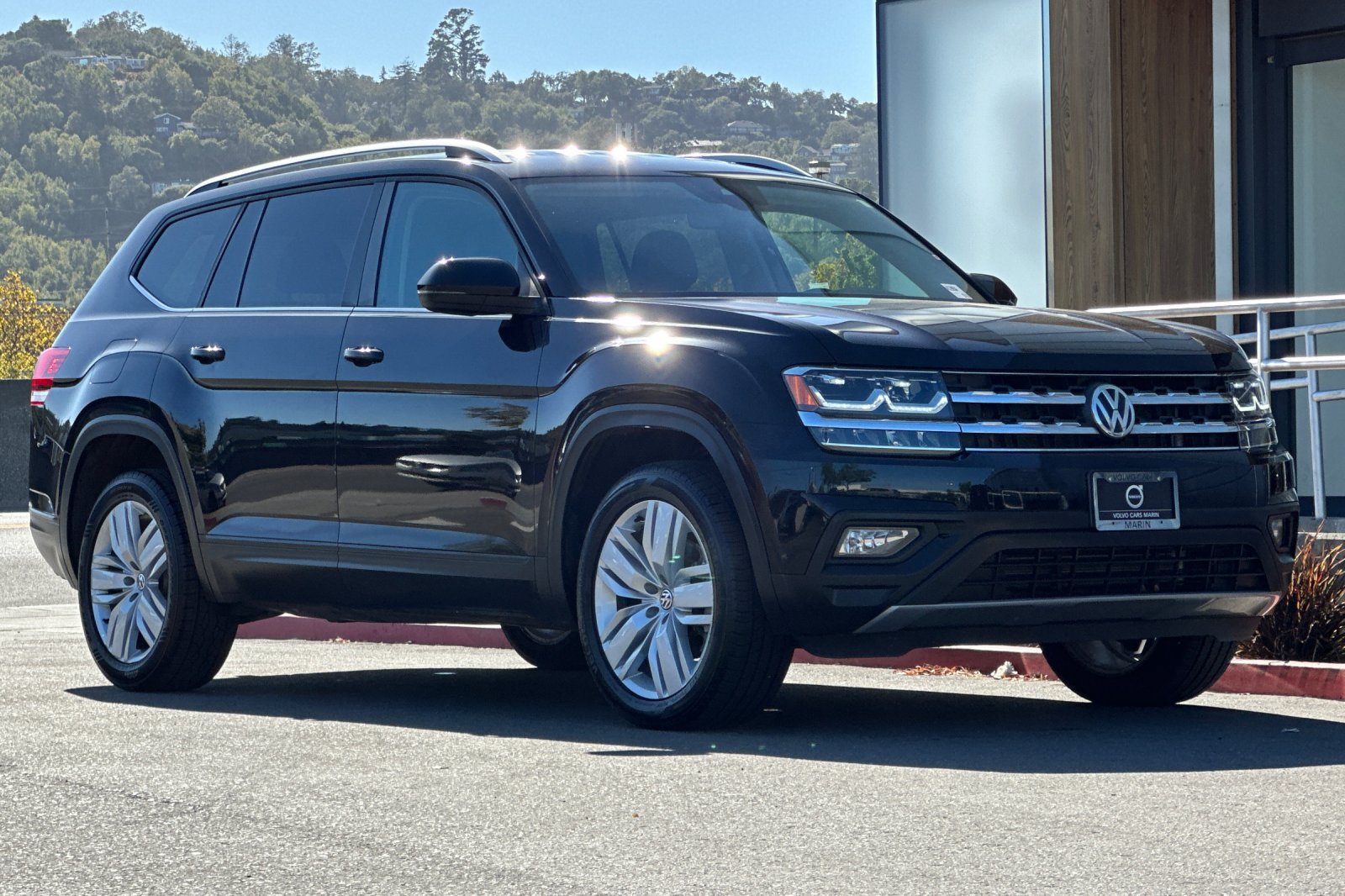 Used 2019 Volkswagen Atlas SE w/ Towing Package FWD image 9
