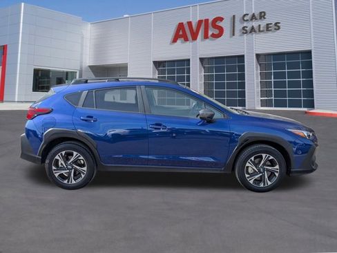 Used 2024 Subaru Crosstrek 2.0i Premium image 5