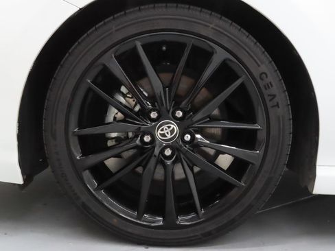 Used 2024 Toyota Camry XSE FWD image 27