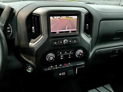 Used 2022 Chevrolet Silverado 1500 Custom AWD/4WD image 14