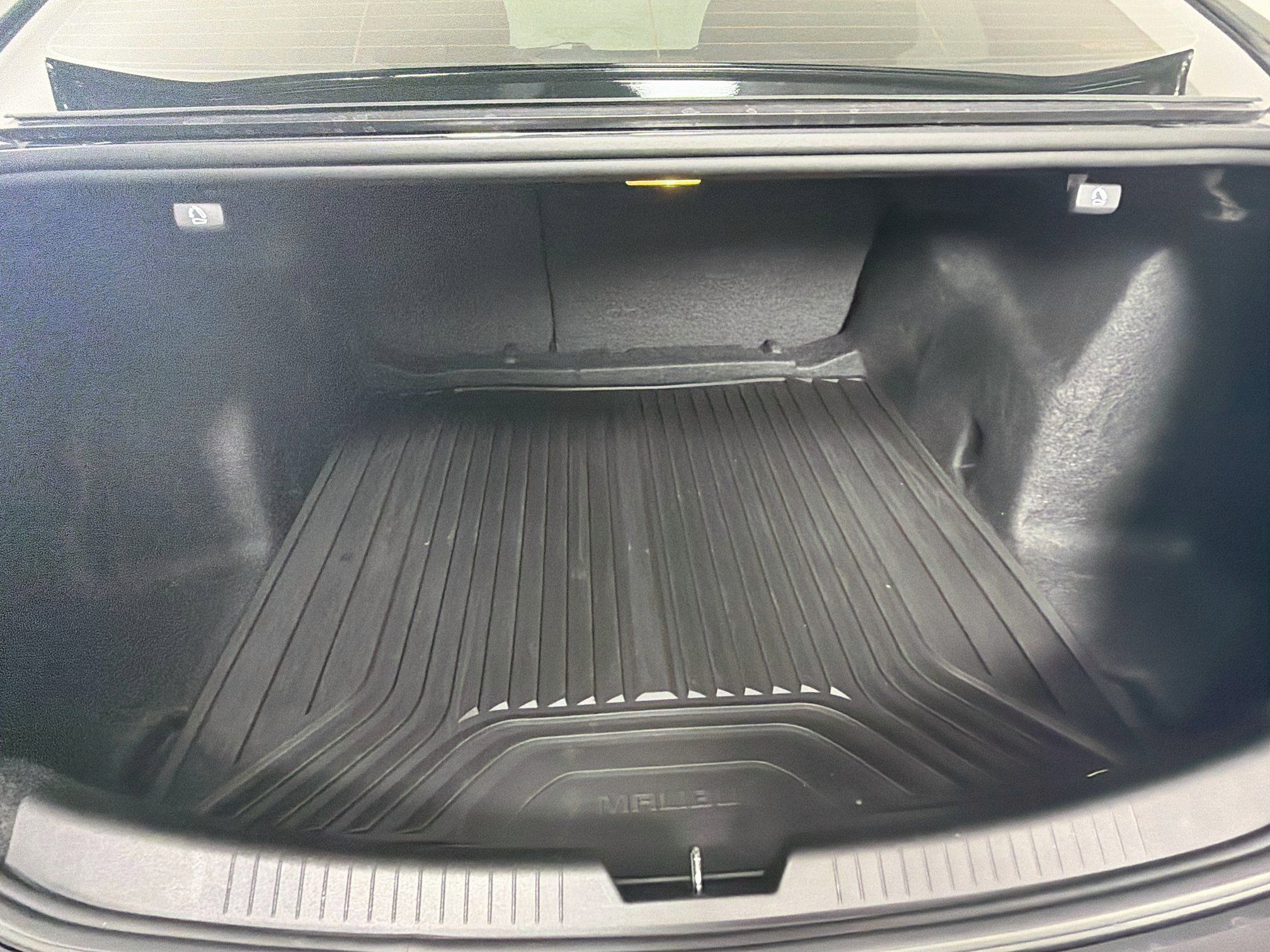 Used 2023 Chevrolet Malibu RS w/ LPO, Floor Liner Package FWD image 26