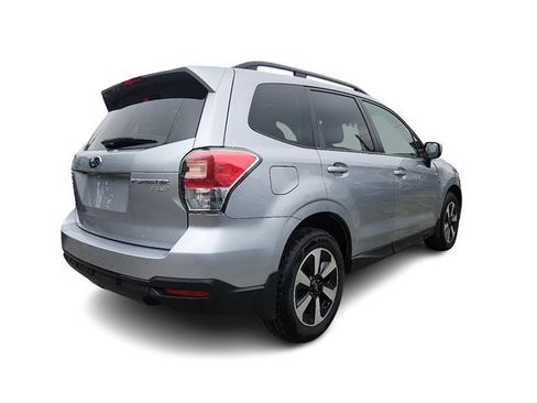 Used 2017 Subaru Forester 2.5i Premium image 6
