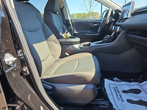 Used 2024 Toyota RAV4 XLE image 13