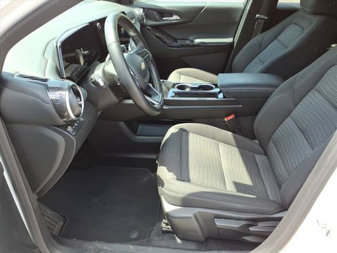 Used 2025 Chevrolet Equinox LT AWD/4WD image 5