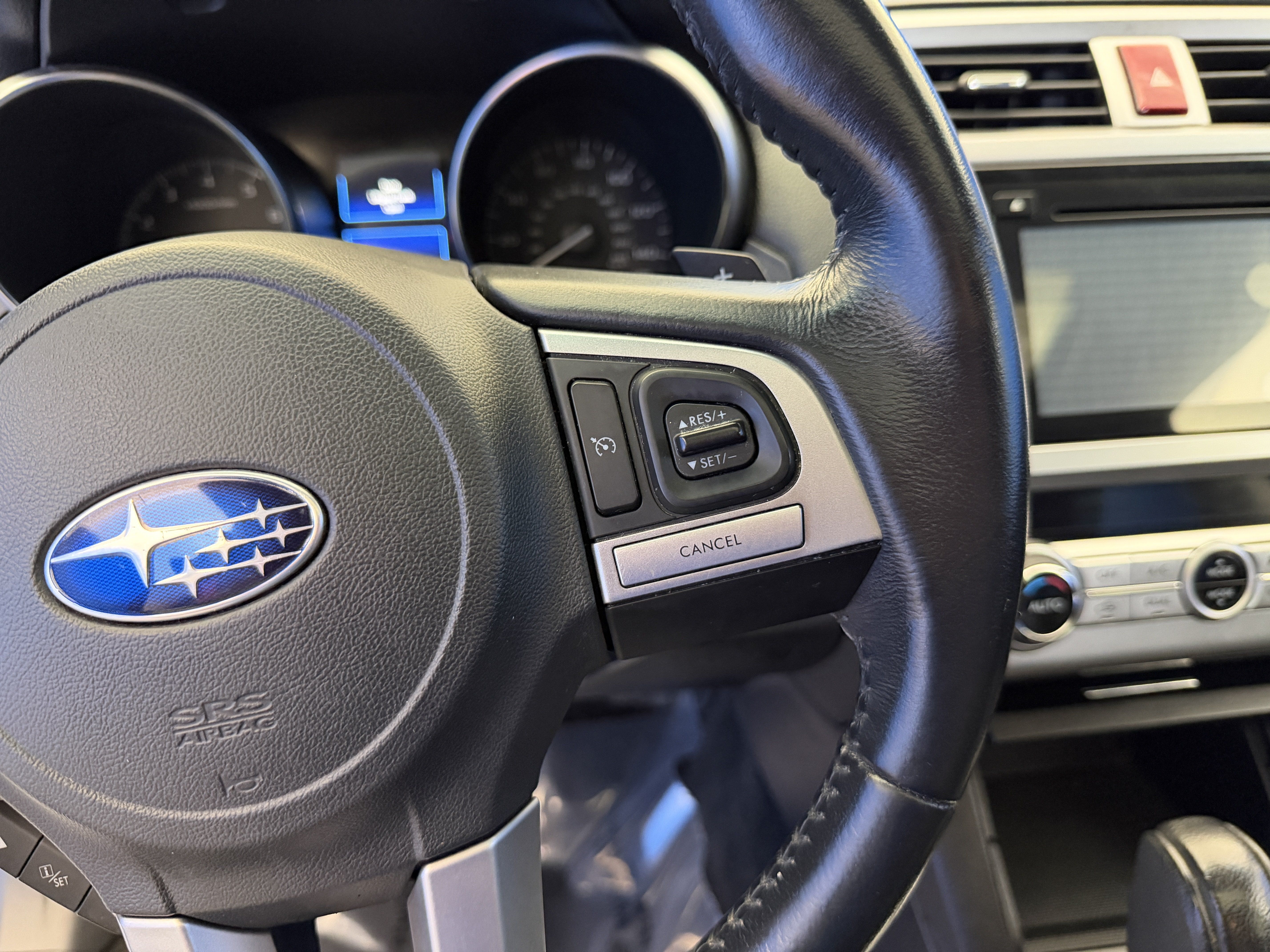 Used 2015 Subaru Outback 2.5i Limited AWD/4WD image 17