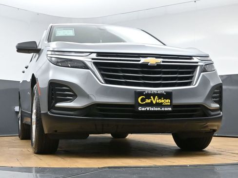 Used 2024 Chevrolet Equinox LS image 48