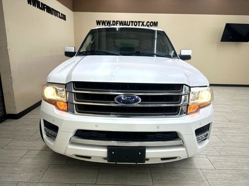 Used 2017 Ford Expedition EL Limited w/ Equipment Group 301A image 3