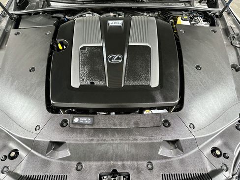 Certified 2025 Lexus LS 500 F Sport AWD/4WD image 28