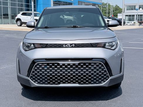 Used 2024 Kia Soul EX image 3
