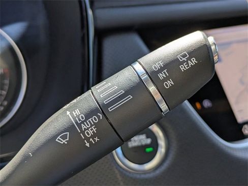 Certified 2025 Cadillac XT5 Premium Luxury image 32