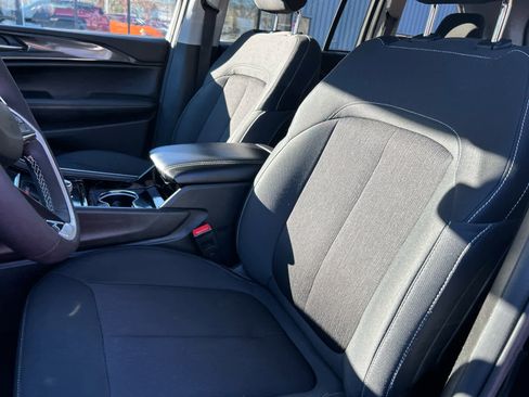 Used 2023 Jeep Grand Cherokee Laredo w/ Luxury Tech Group I image 26