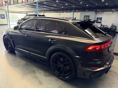 Used 2026 Audi RS Q8 performance AWD/4WD image 8
