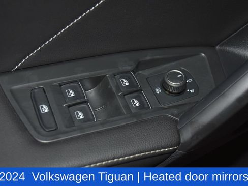 Used 2024 Volkswagen Tiguan SE AWD/4WD image 23