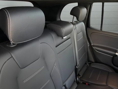 Used 2021 Mercedes-Benz GLB 35 AMG 4MATIC w/ Multimedia Package image 38