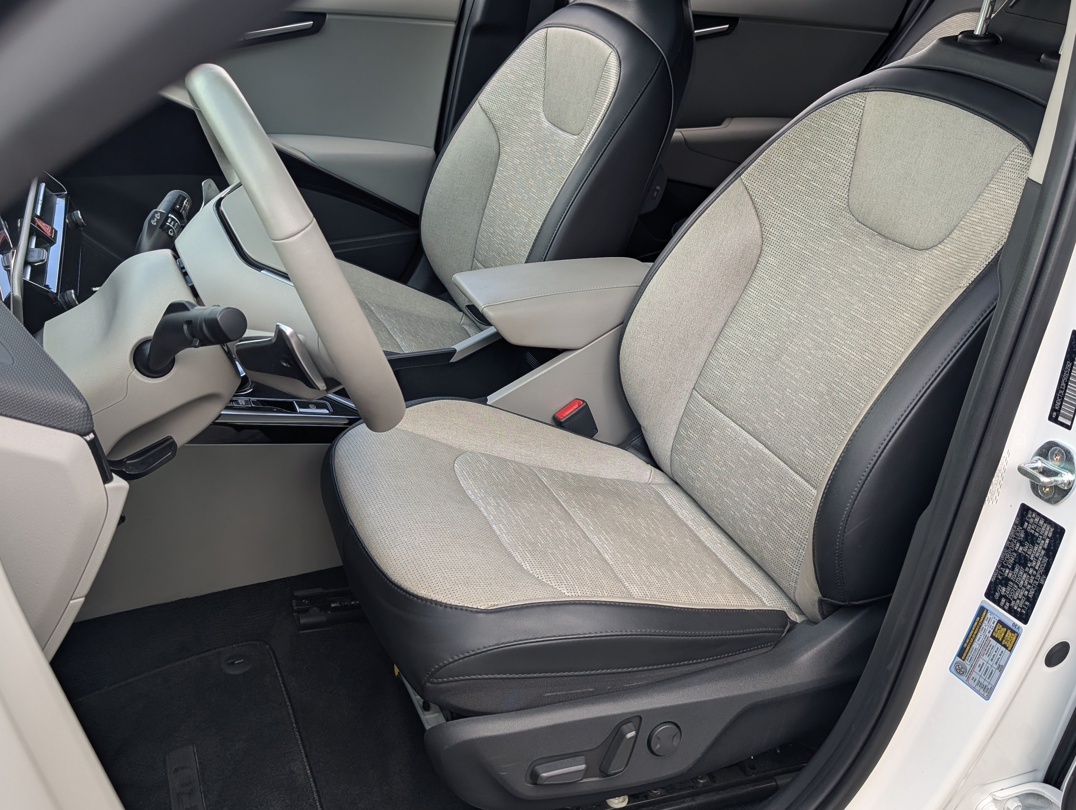 Used 2023 Kia Niro Wave FWD image 17