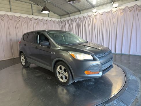 Used 2015 Ford Escape S image 6