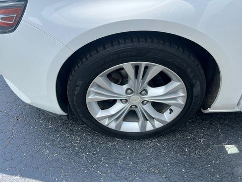 Used 2015 Chevrolet Impala LT FWD image 22