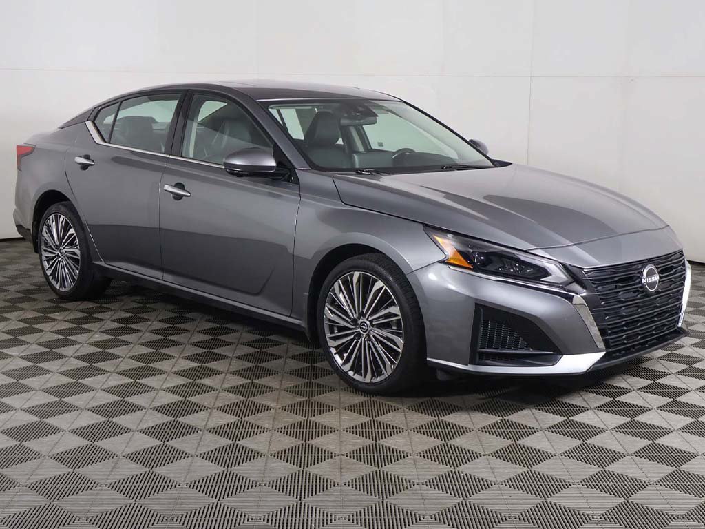 Used 2024 Nissan Altima 2.5 SL AWD/4WD image 52