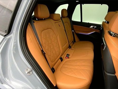 Used 2025 BMW X5 M60i image 27