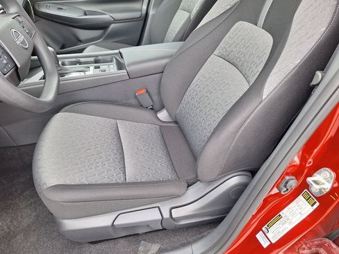 Used 2026 Nissan Sentra SV w/ Floor Mat Package FWD image 10