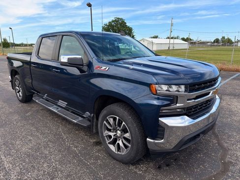 Used 2020 Chevrolet Silverado 1500 LT w/ All-Star Edition AWD/4WD image 2