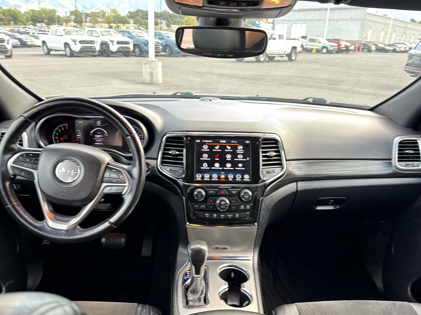 Used 2022 Jeep Grand Cherokee Laredo X AWD/4WD image 14