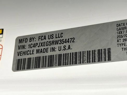 Used 2024 Jeep Wrangler Sahara w/ Technology Group image 28