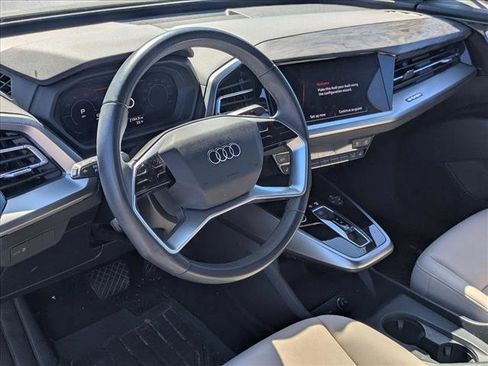 Used 2023 Audi Q4 e-tron Premium Plus image 9