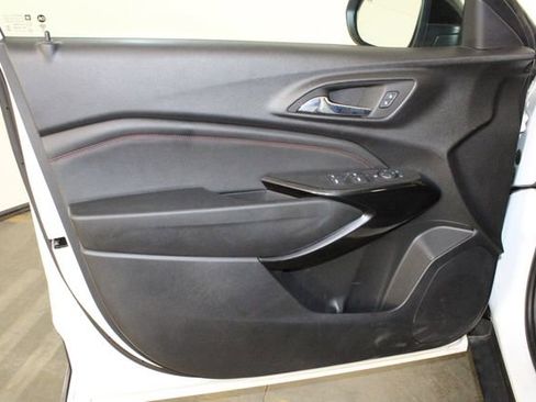Used 2024 Chevrolet Trax RS w/ Driver Confidence Package image 16