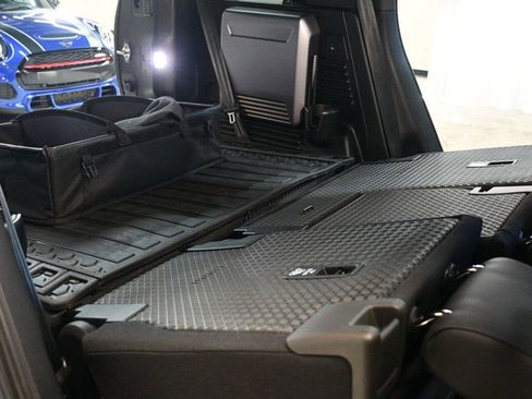 Used 2023 Land Rover Defender 110 X image 77