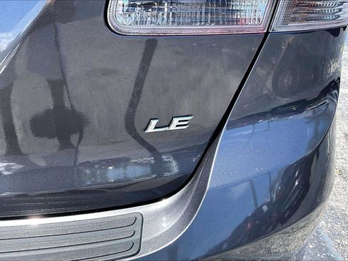 Used 2013 Toyota Venza LE FWD image 23