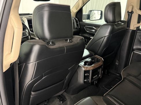 Used 2020 RAM 1500 Laramie AWD/4WD image 44