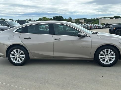Used 2024 Chevrolet Malibu LT FWD image 13
