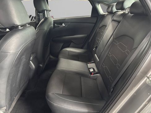 Used 2024 Kia Forte GT-Line w/ GT-Line Premium Package image 10