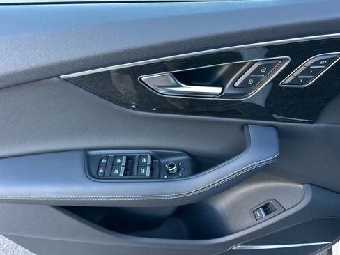 Used 2025 Audi Q7 3.0T Premium Plus w/ Premium Plus Package image 11