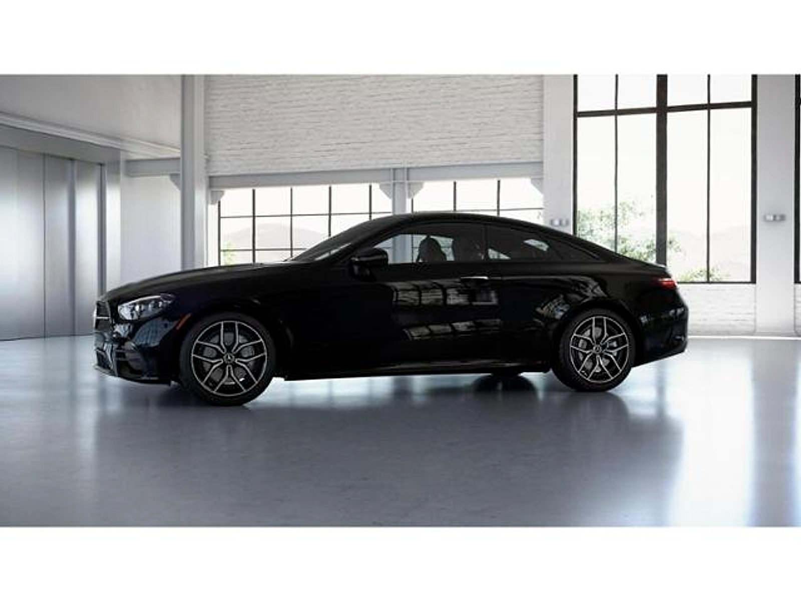 Used 2023 Mercedes-Benz E 450 Coupe image 36