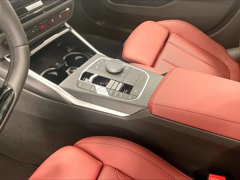 New 2025 BMW 330i Sedan RWD image 21