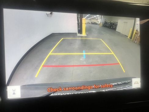 Used 2025 Toyota RAV4 XLE image 20