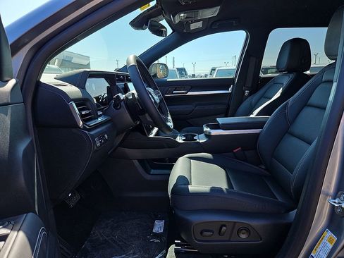 New 2026 GMC Terrain Elevation w/ Elevation Premium Package AWD/4WD image 9