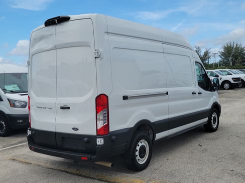 Used 2023 Ford Transit 250 148 High Roof w/ Load Area Protection Package RWD image 6