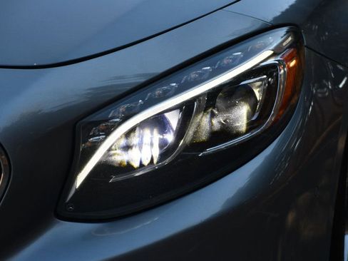 Used 2015 Mercedes-Benz S 550 4MATIC Coupe image 5