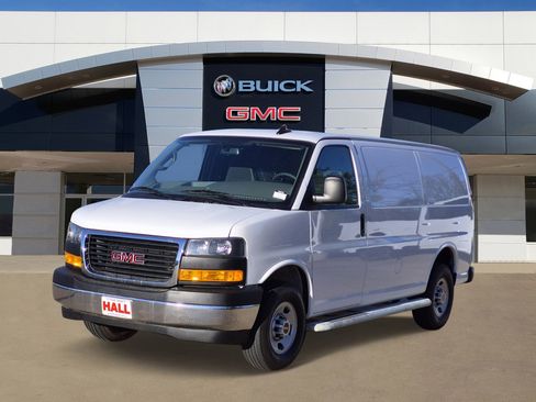 Used 2024 GMC Savana 2500 RWD 2500 135 w/ Driver Convenience Package image 3