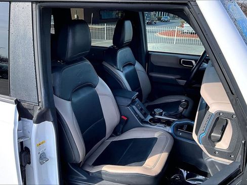 Certified 2023 Ford Bronco Wildtrak AWD/4WD image 7