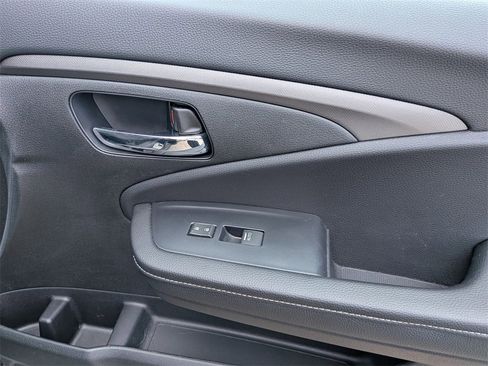 Used 2025 Honda Ridgeline RTL image 21