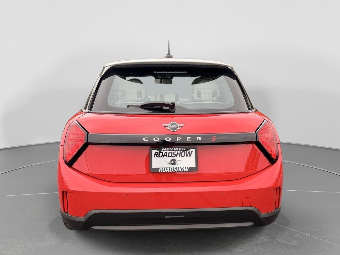 Used 2025 MINI Cooper S FWD image 4