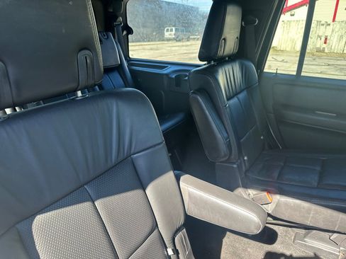 Used 2014 Lincoln Navigator 4WD image 13