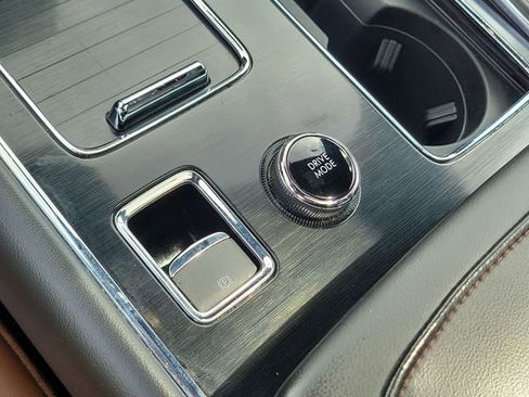 Certified 2023 Lincoln Aviator Reserve RWD image 31