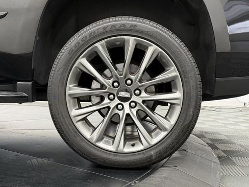 Used 2020 Cadillac Escalade Luxury w/ Escalade Sport Edition image 12