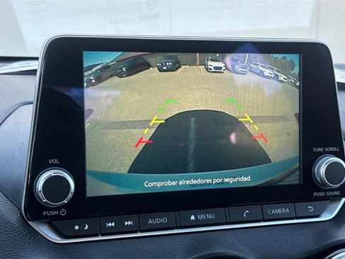 Used 2024 Nissan Sentra SV image 17